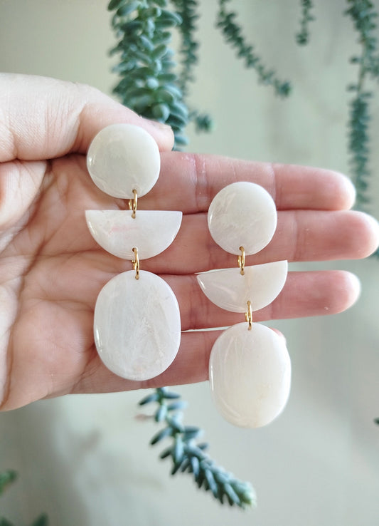 Boucles d'oreilles cérémonie blanches