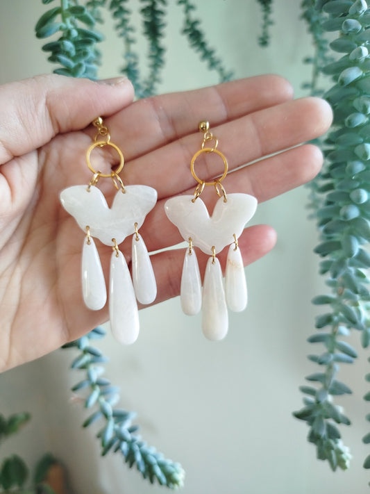 Boucles d'oreilles cérémonie blanches